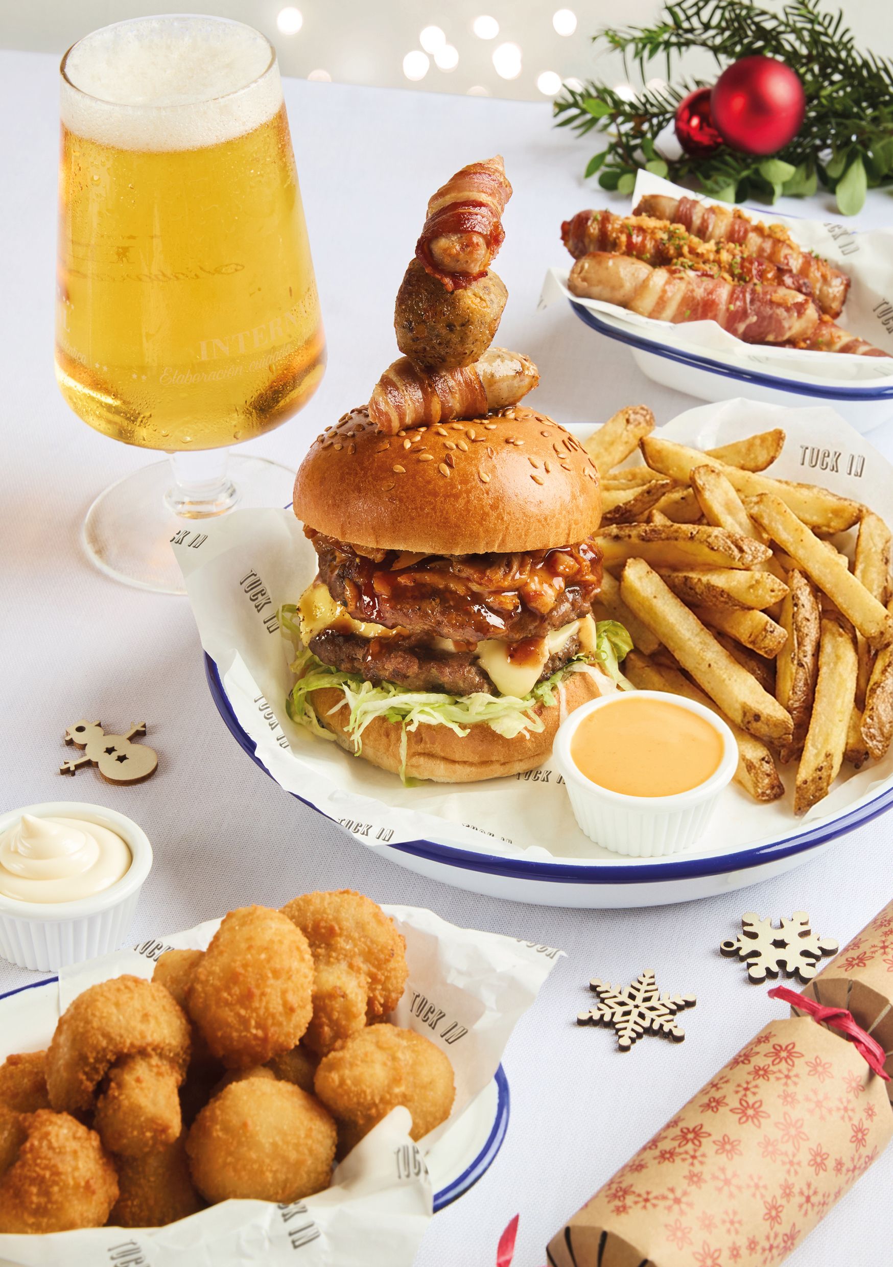 Festive Lunch & Dinner at The Poverina Inn in Normanby